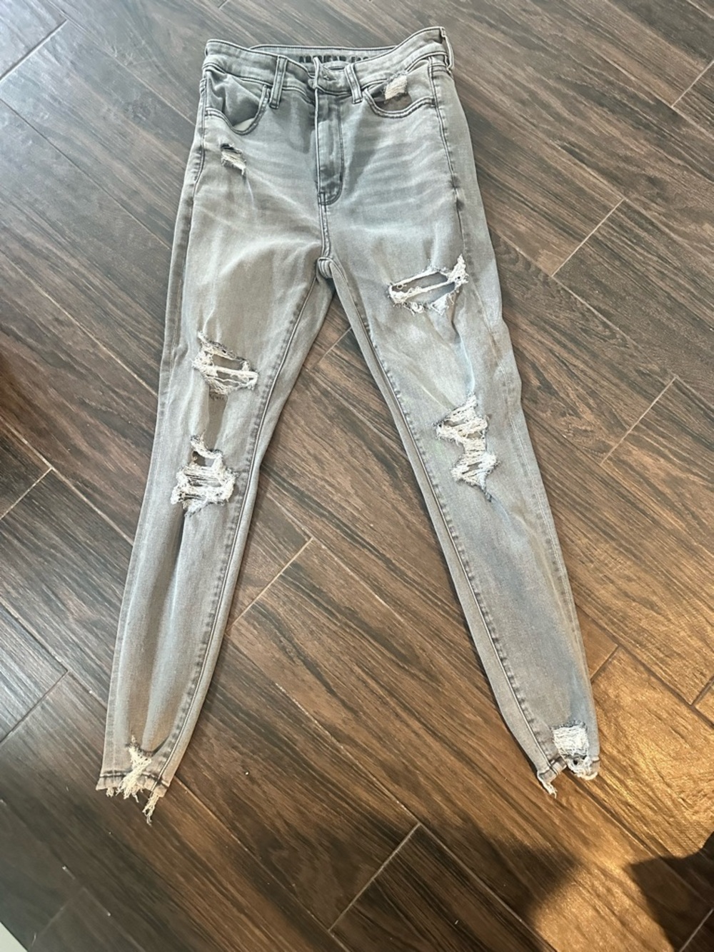American Eagle Outfitters Grey Distressed Skinny Jeans